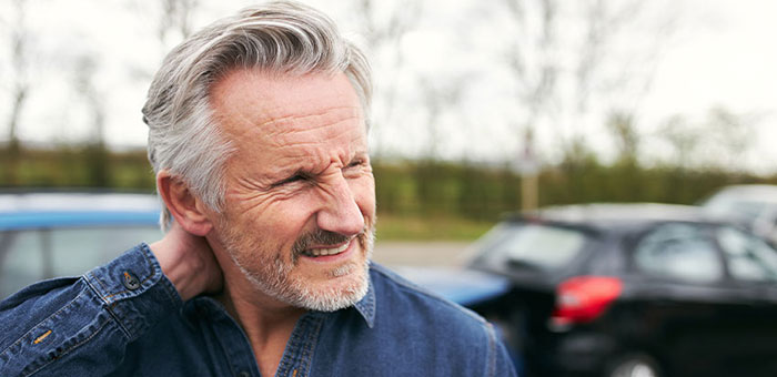 Patient receiving auto accident injury chiropractic in Minnetonka for auto accident injury